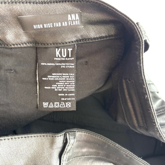 Kut From The Kloth Retro Black Shiny Matte Highrise Flare Faux Leather Pant (12) - Picture 13 of 16